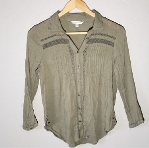 American Eagle Button Down Shirt